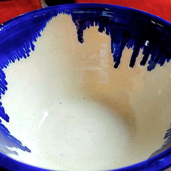 Artisan Made,Hand Thrown Pottery Bowl - Picture 5 of 5